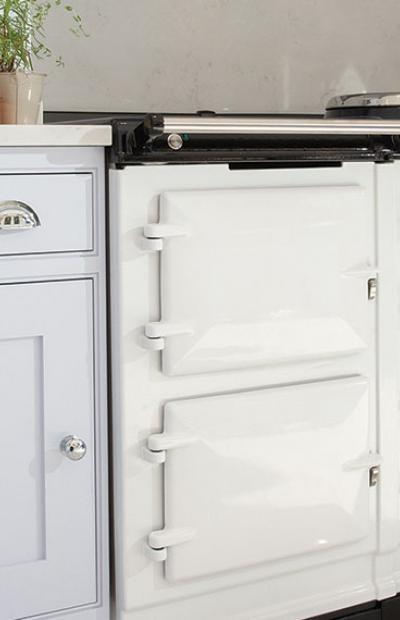 AGA 7 Series cooker in white 