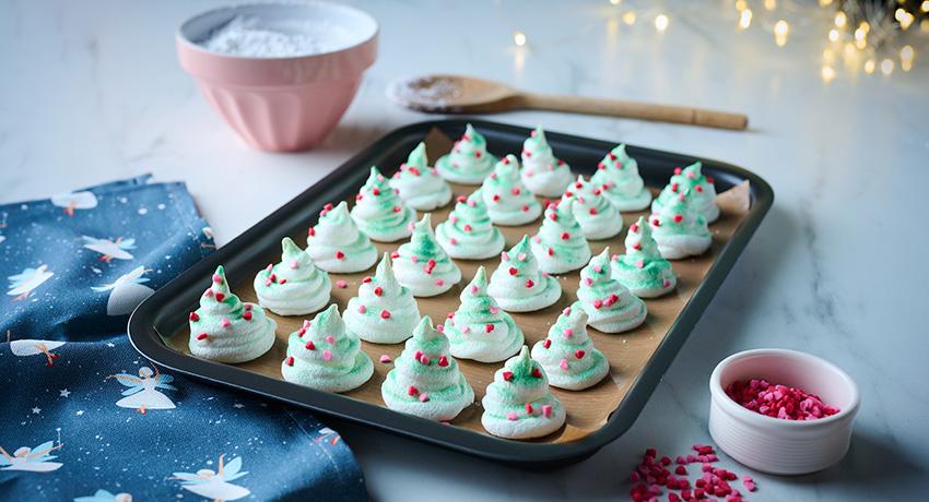 Sapins de Noël en meringue
